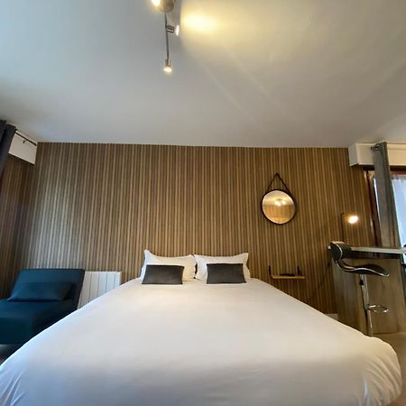 Studios & Chambres Aux Portes De Geneve แซ็ง-ฌูเลียง-อ็อง-เฌอเนอวัว ภายนอก รูปภาพ