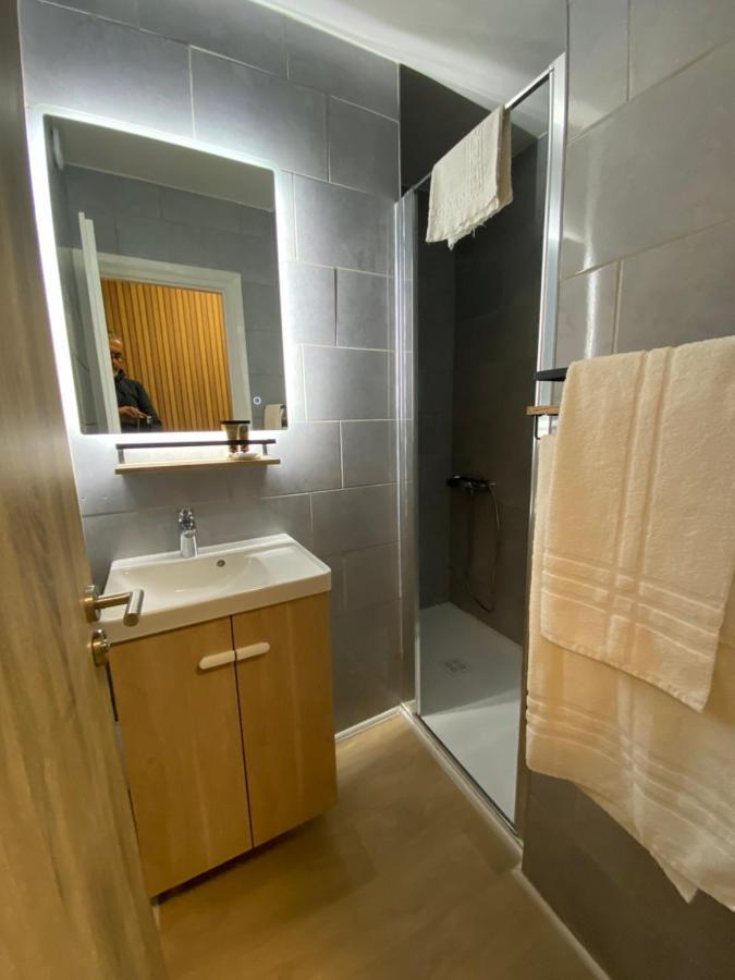 Studios & Chambres Aux Portes De Geneve แซ็ง-ฌูเลียง-อ็อง-เฌอเนอวัว ภายนอก รูปภาพ