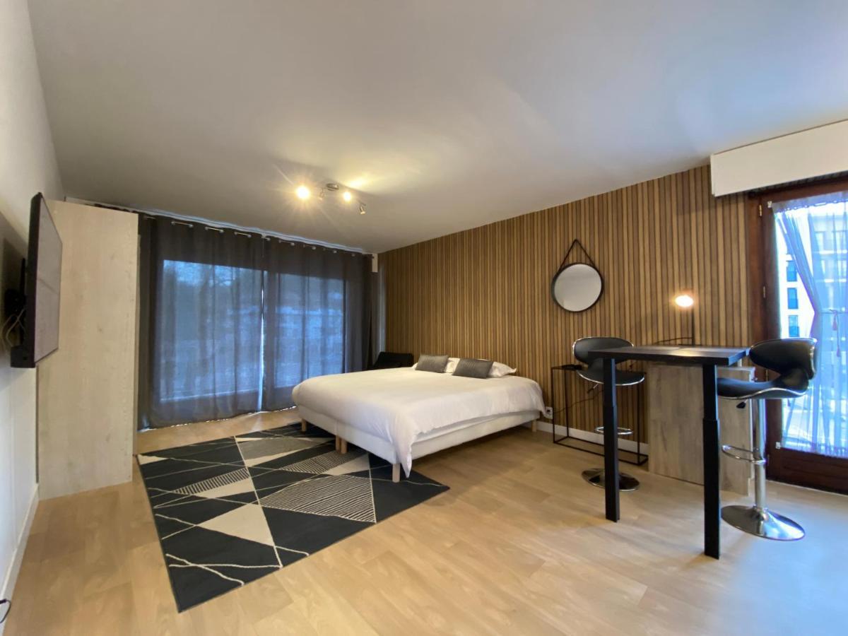 Studios & Chambres Aux Portes De Geneve แซ็ง-ฌูเลียง-อ็อง-เฌอเนอวัว ภายนอก รูปภาพ