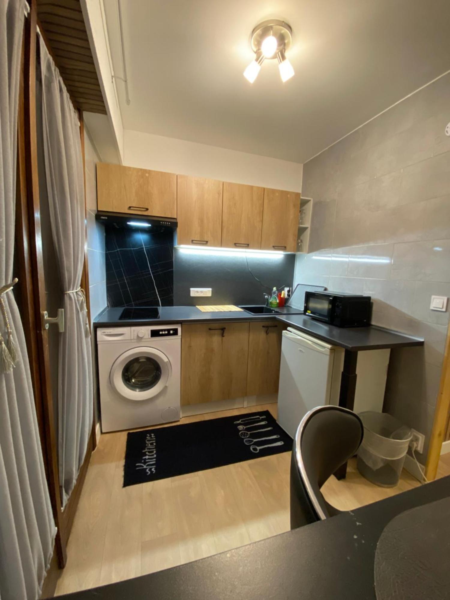 Studios & Chambres Aux Portes De Geneve แซ็ง-ฌูเลียง-อ็อง-เฌอเนอวัว ภายนอก รูปภาพ